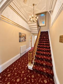 Edgerton Hotel - Ample Free Parking - 24 Hour Reception - 5