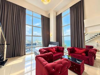 Seaview Maritime Duplex 2BR Suite by Dr Alston - George Town - 0