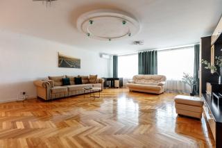2BR - Fireplace & Panoramic Views Near Dendrarium - Chişinău - 8