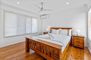 Sunnybank Comfort-4BR Home 2 Bathrooms - 3