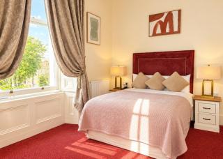 Morehampton Townhouse - 8