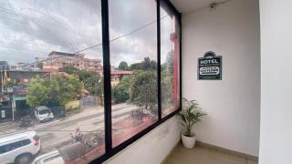Hills Aura Hotel - 8