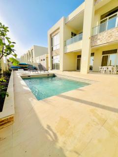 5BHK Villa with Private Pool & Beach - 9