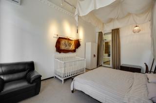 Freedom Square - Poets' Nest - 3