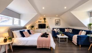 Aquila House - 0