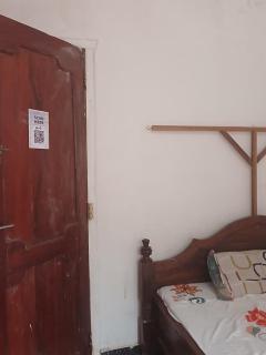 Meridian Bar & Guest House - 2