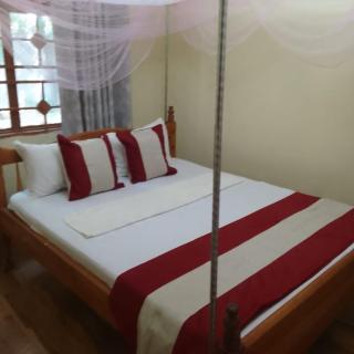 Scholars Lounge & Guest House - 3