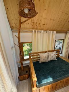 A frame Glass Cabin - Hammock & candlelight setup - 8