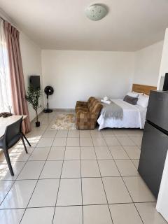 Minnies Place - 7