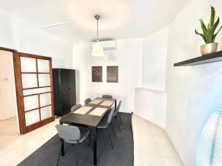 St Julians - Balluta Bay large 3 bedroom apartment - 6