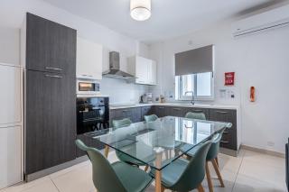 St Julians - Balluta 2 bedroom apartment - 5