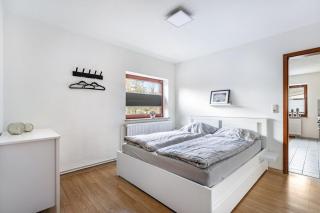 Small Holiday Apartment 3 - 0