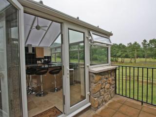 Springfield Court - Lakeview - 2