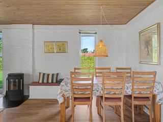 Holiday Home Undine - 300m from the sea by Interhome - 2