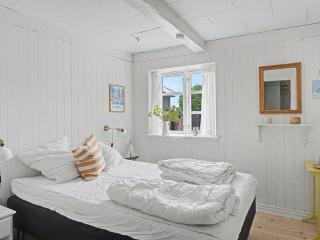 Holiday Home Ilkka - 220m from the sea by Interhome - 1