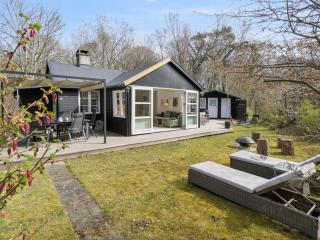 Holiday Home Lucie - 50m from the sea by Interhome - 4