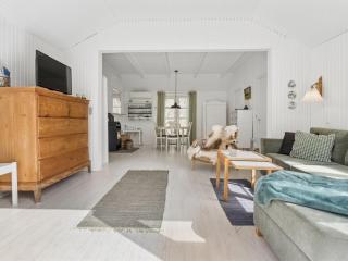 Holiday Home Lucie - 50m from the sea by Interhome - 2