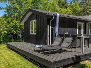 Holiday Home Gunnil - 400m from the sea by Interhome - 6