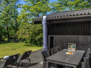 Holiday Home Gunnil - 400m from the sea by Interhome - 5