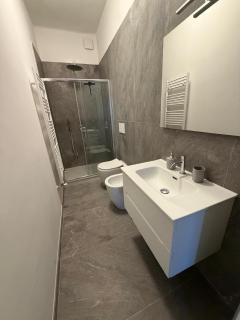 GrandCentral your Gateway to Everywhere 4Bedr2Bath - 6