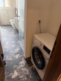 GrandCentral your Gateway to Everywhere 4Bedr2Bath - 3