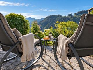 Alpine Hideaway for 2, stunning Views, Near Morzine - 7