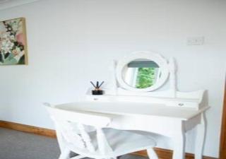The Mallard House - 5 Bedrooms Lake View Home in Aylesford with Parking - 1