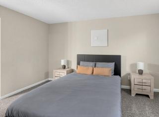 Comfortable Furnished Retreat - 2