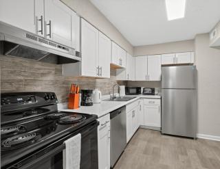 Comfortable Furnished Retreat - 7
