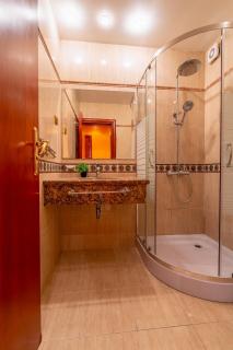 2-BR apartment with a free private parking space - 5
