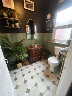 Double Room & Private Bathroom just off Penny Lane - 6