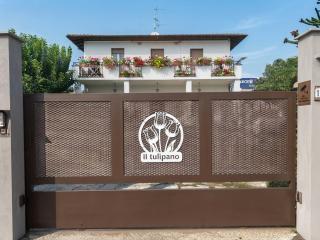 B&B IL TULIPANO free private parking - 5