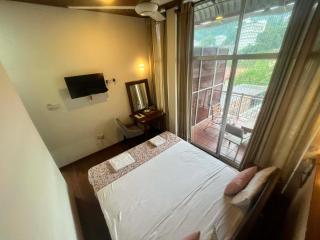 City nest Inn - 9