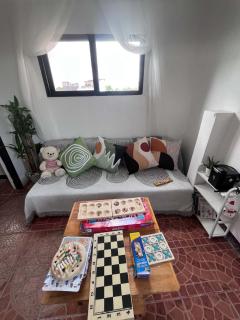 Entire 1BR Moons Home 2 near BGC Full Kitchen & Balcony - 6