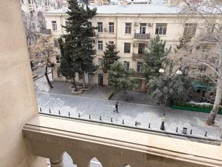 3BR - Premium Class Flat - Central Baku - 4