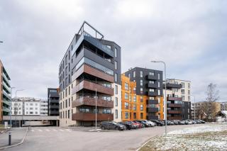 Central location - Large balcony - New building - 9