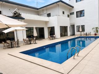 Faden House - 3