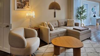 Large & Charming Country Lodge by Malahide Castle - 9