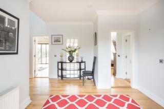 Waterford Villa - 5 Bed - Sleeps 10 - Parking - 6
