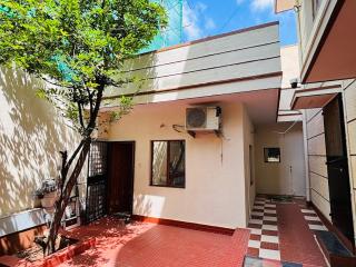 Cheerful, 1 AC Bedroom home with parking - 9