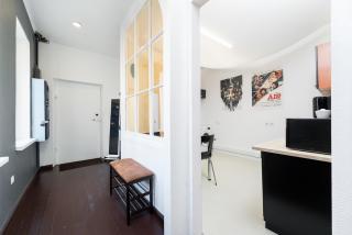 2-bed, 1,5-bath Old Town Flat with Sauna and Bar - 5