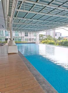Spacious Studio Unit at Abreeza Place Tower 1 - 6