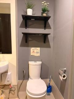 Spacious Studio Unit at Abreeza Place Tower 1 - 2