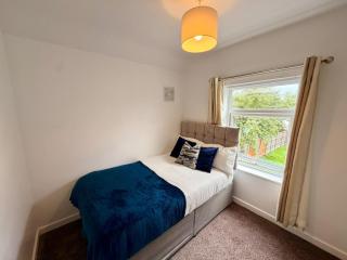 Juniper - A Peaceful Three-Bedroom Retreat - 1