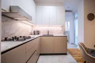Old Town Design Apartment for 5 - Balcony & AC - 7