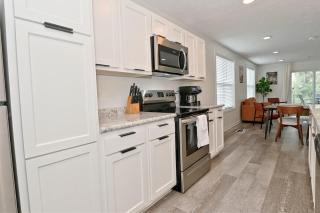 3 King Beds Family & Pet Friendly 5 Min to Dwntwn - 8