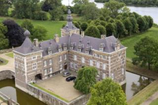 Authentic luxury group stay 21p near Maastricht - 7