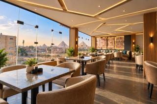 Crown Pyramids View - 6