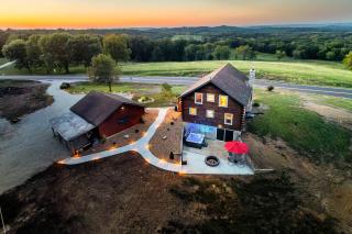 'Ponde-Rosa Views' Cabin Retreat w/ a View! - 9