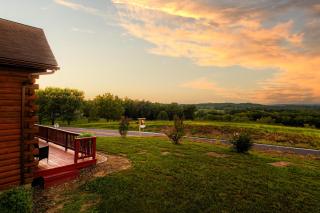 'Ponde-Rosa Views' Cabin Retreat w/ a View! - 8